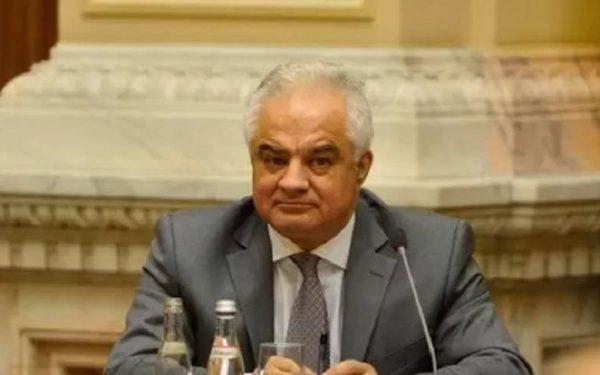 Rădulescu (BNR): Criză politică, criză economică dramatică – scenariu sumbru pentru România