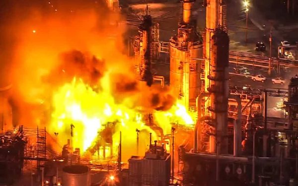 Daune colosale în Orientul Mijlociu: 60 mld. $ distrug infrastructura energetică, șoc global