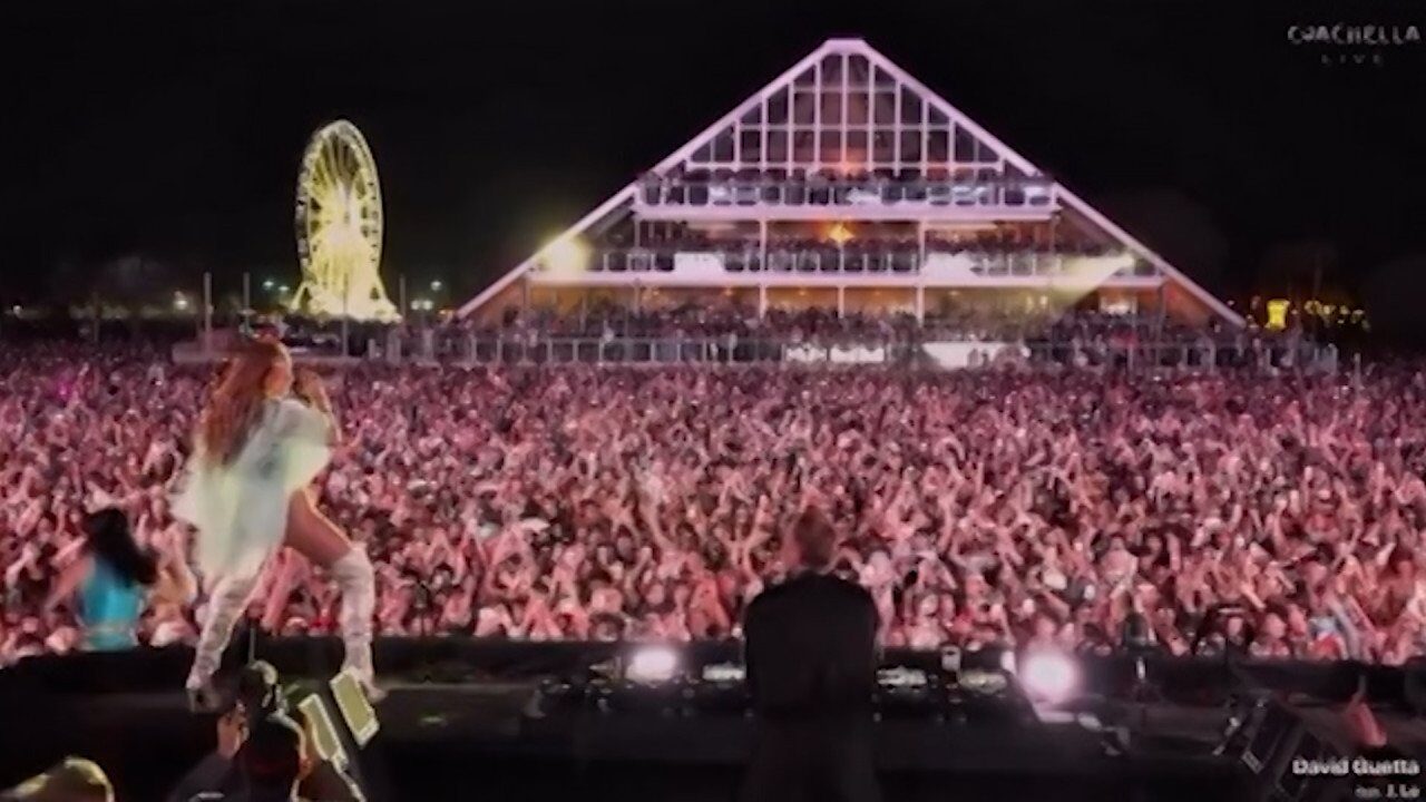 JENNIFER LOPEZ, show incendiar la Coachella: apariția-șoc pe scenă!