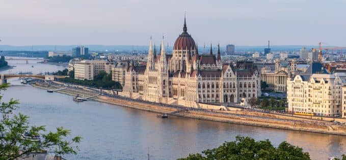 Maghiarii au arătat cum se votează: victorie clară și lecție pentru România