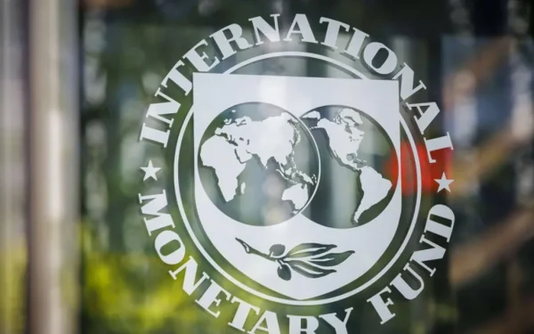 FMI taie creșterea economică a României: BCR, afectată de previziunile sumbre