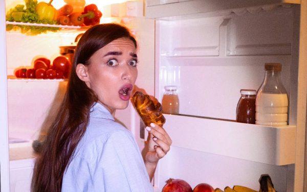 Foamea e dusă de cap după Sărbători? Cum strică excesele hormonii!