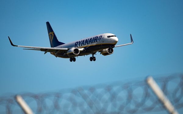 Avion Ryanair, cursă fantomă: A decolat fără pasageri, angajații erau în concediu