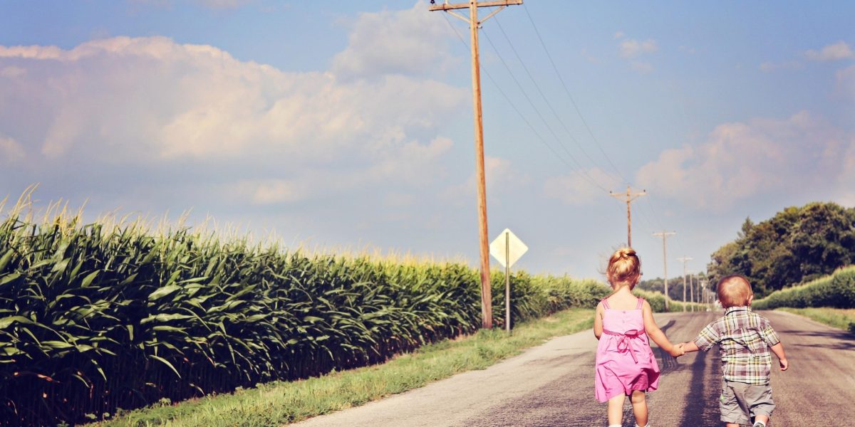 Frați și surori din România, sărbătoare pe glob: Azi e ziua lor