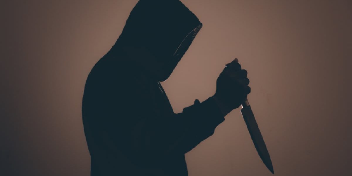 Angajată, amenințată cu cuțitul la o sală de jocuri din Galați