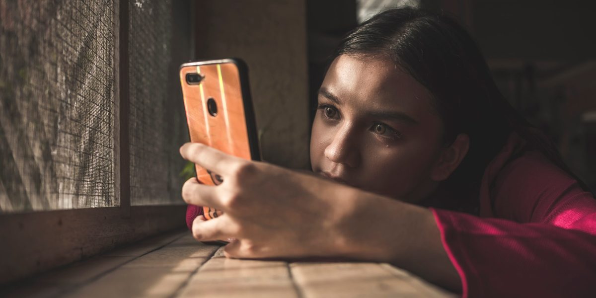 De ce dispar oamenii fără urmă? Ghosting-ul, explicat științific!