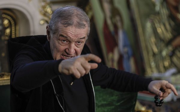 Becali, atac FURIBUND la Simion: „Nu poți lăsa țara pe mâna lui! E un demon”