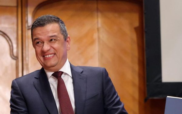 Grindeanu, întâlnire cu Bolojan la Guvern: „Mă gândeam să vin cu cafeaua”