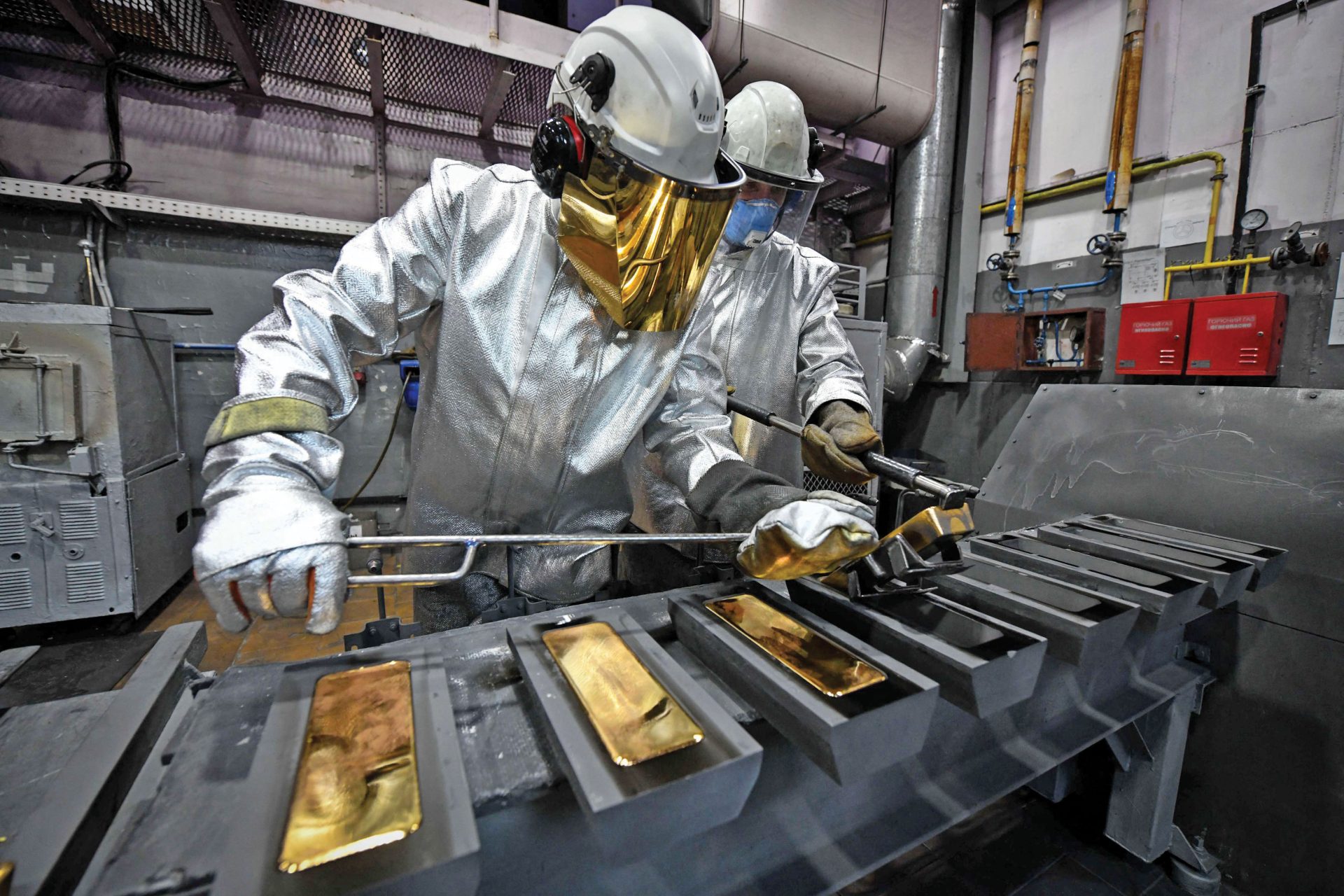 Creșterea aurului, un semnal al colapsului economic mondial