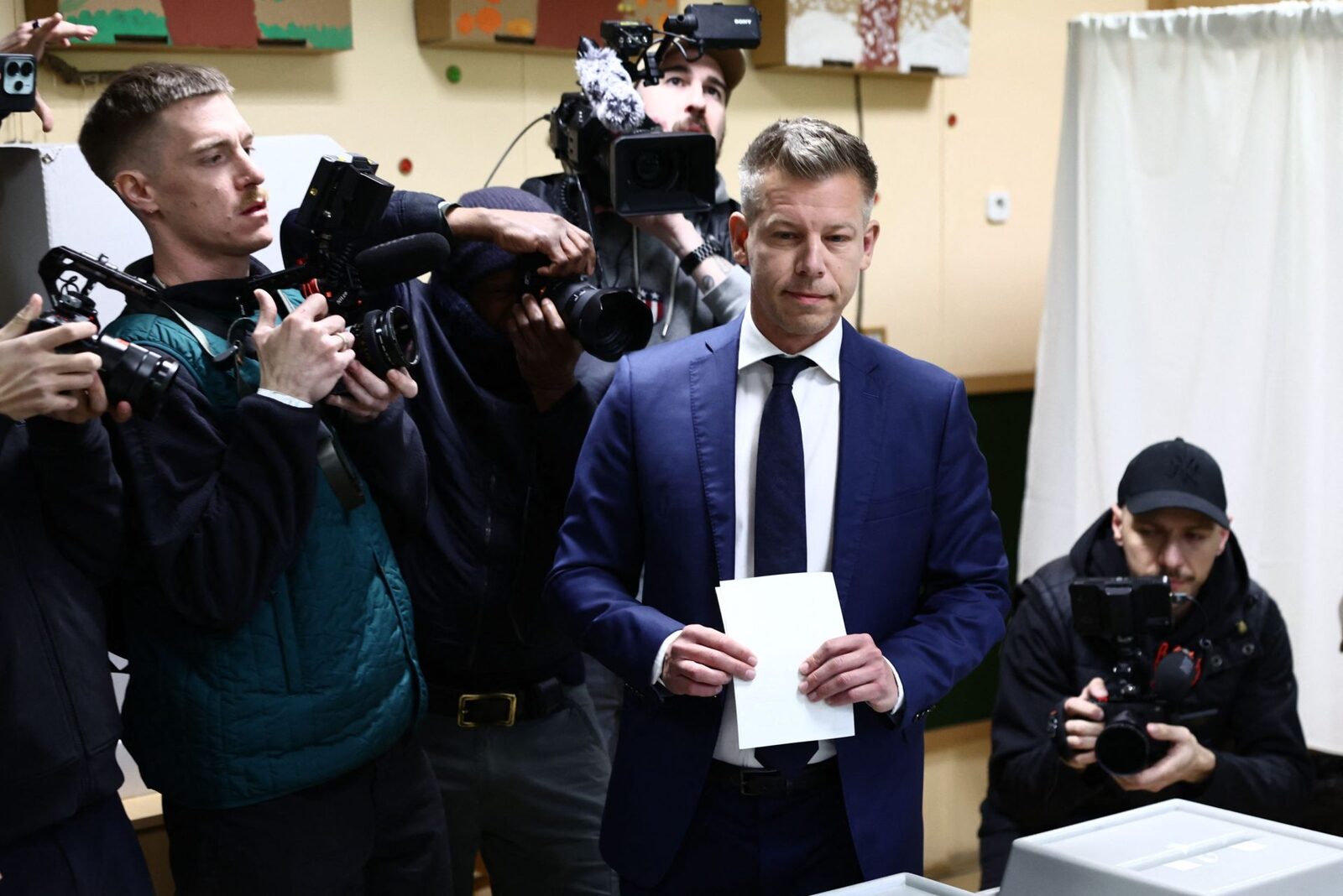 Peter Magyar, omul care l-a scos din joc pe Viktor Orban după 16 ani