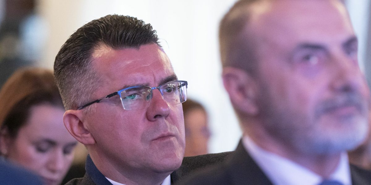 Dungaciu (AUR) despre Von der Leyen: Vrea veto-ul anulat. Noi ne împotrivim