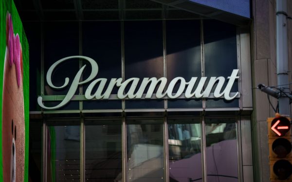 Paramount intră în forță: Aplicația se schimbă pentru a domina videoclipurile scurte