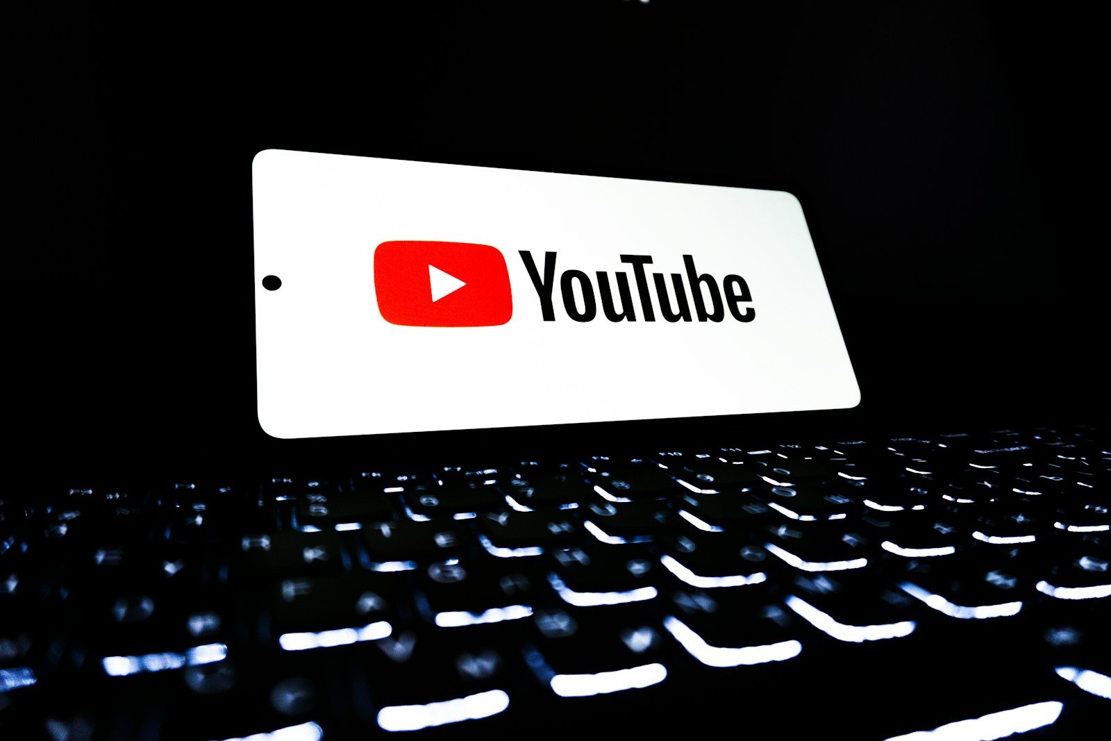 YouTube PREMIUM mai scump în SUA: Americanii vor plăti mai mult