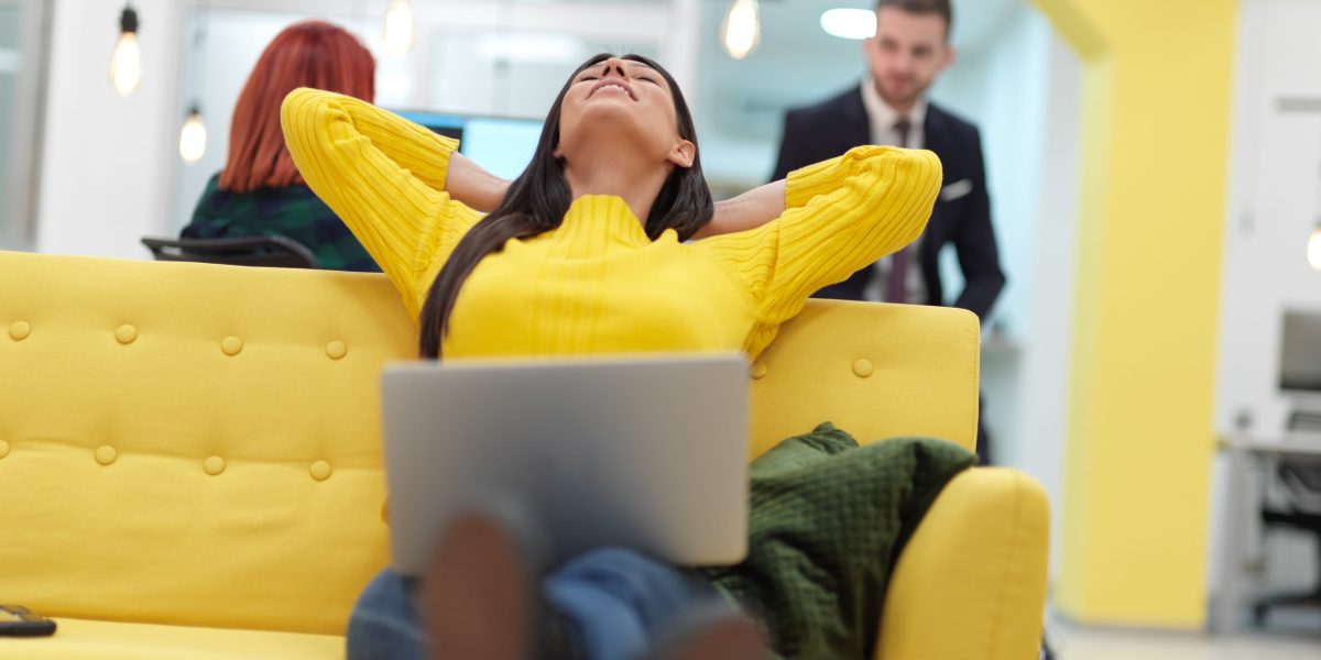 Ce faci ACASĂ dictează succesul la job: 16 ore decisive