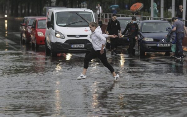 Vremea: Ploi în toată România în aprilie-mai 2026. Cum va fi de 1 Mai?