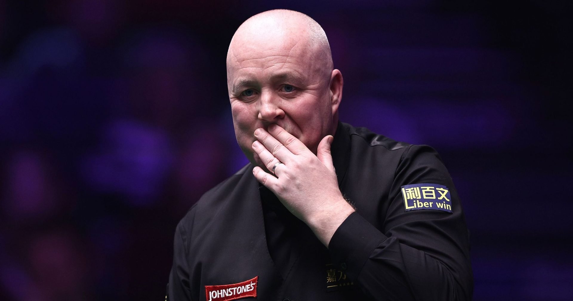 John Higgins face un pas înainte spre finala Tour Championship după o lovitură de geniu în duelul cu Mark Selby În cea mai interesantă fază a Tour Championship, John Higgins a reușit să treacă în semifinale după o victorie spectaculoasă cu 10-8 în meciul cu Mark Williams, dar nu doar rezultatul a atras toate privirile