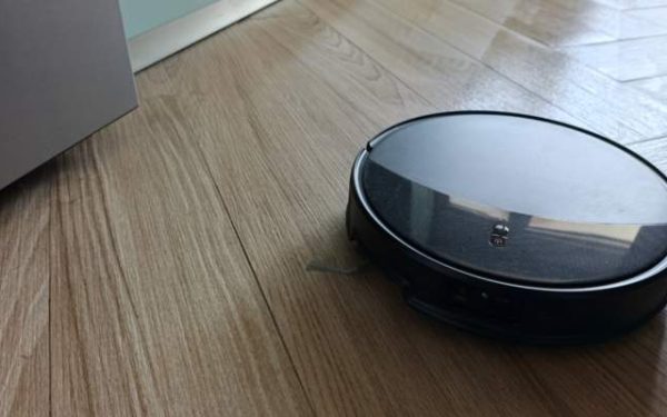 Roborock Saros 10R vs. 20: Testăm aspiratoarele. Merită banii în plus?