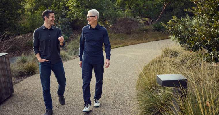 Cine a dus Apple la 4.000 de miliarde $? CEO-ul pleacă!