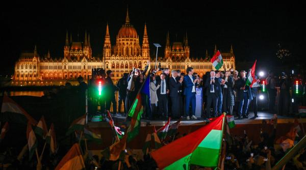 Medic MAGISTRAL, show pe scenă la Budapesta: imagini VIRALE cu succesul Tisza