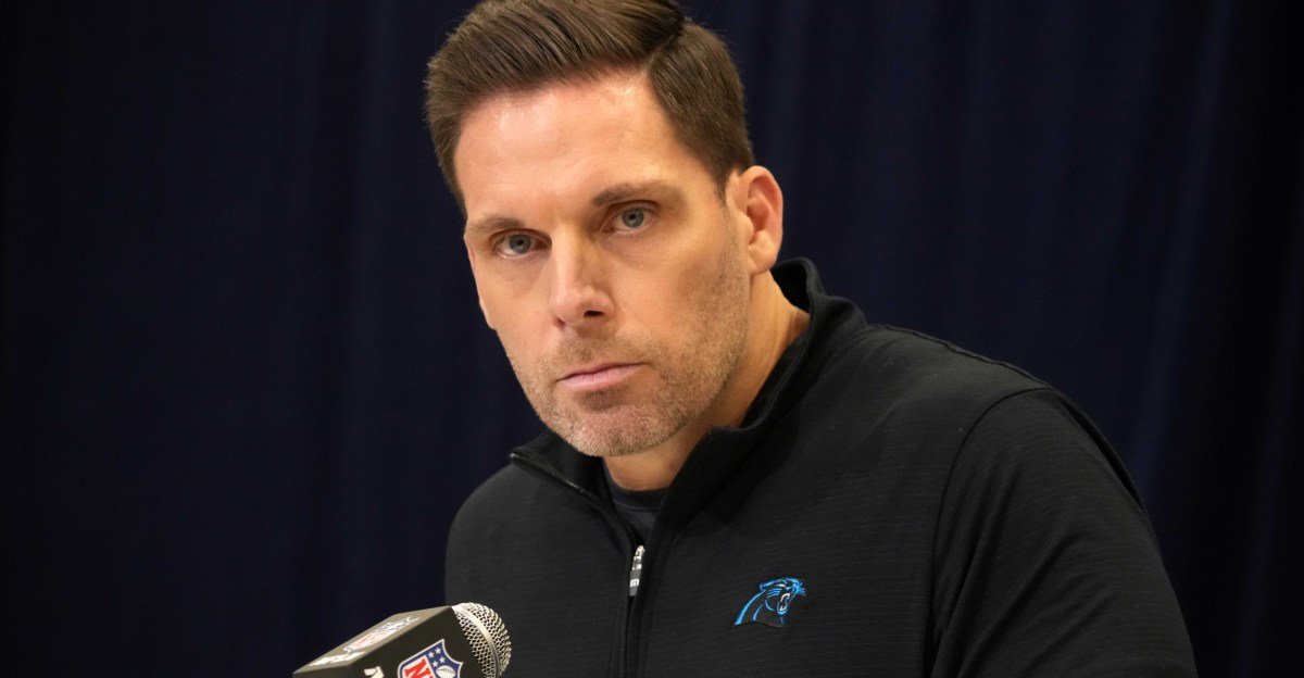 Carolina Panthers cu ochii pe draftul NFL 2026: Unde vor cădea „Panterele”? Pregătirile pentru draftul NFL din 2026 sunt în toi, iar echipele își ajustează strategiile