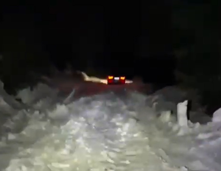 Blocați în noaptea de Înviere pe munte: Un tată și fiul, prinși de zăpadă