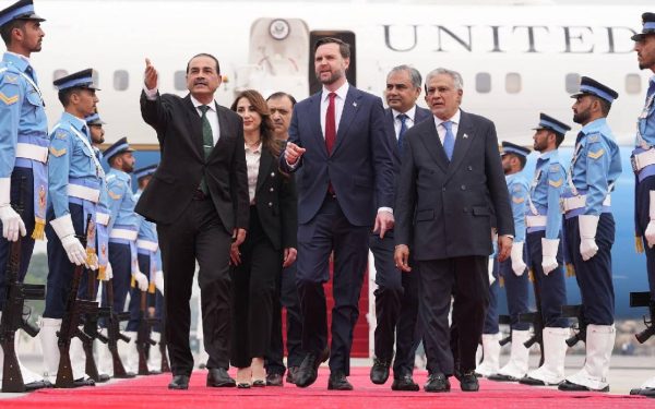 Război Iran: Ziua 44. Ormuz: SUA și Iran, negocieri tensionate