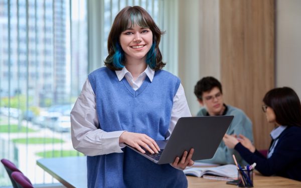 România introduce transparența salariilor: Angajatorii, obligați din 2026