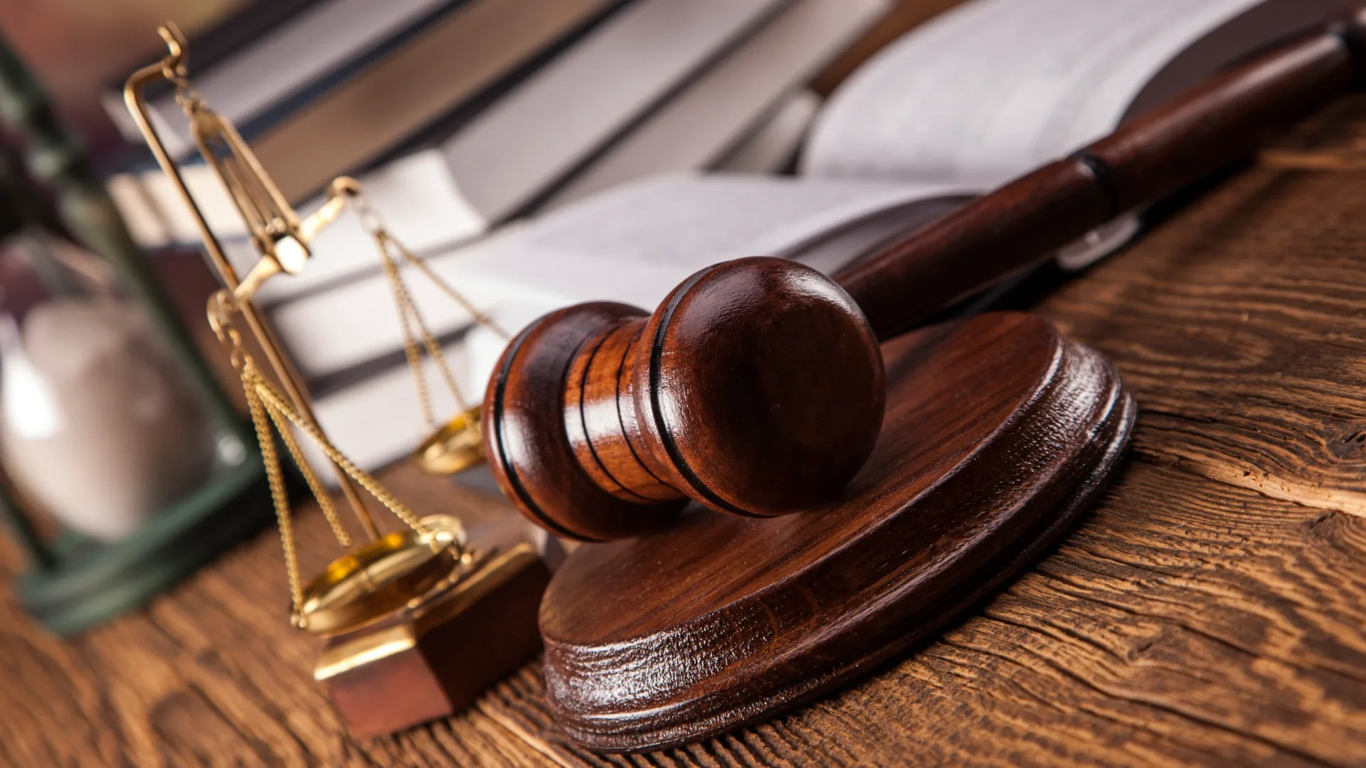 Magistrații, în vizorul statului: România vrea banii înapoi din justiție