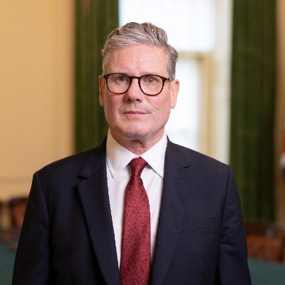 Starmer, sătul de Trump și Putin: Prețul energiei, influențat de Rusia și SUA