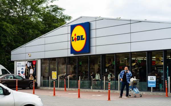 Lidl, programul de Paște 2026: Când fac românii cumpărături
