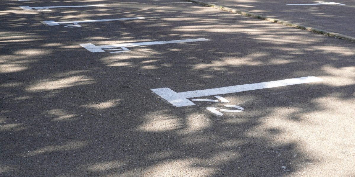 Locurile de parcare de reședință: Ce riști dacă NU confirmi în 90 de zile?