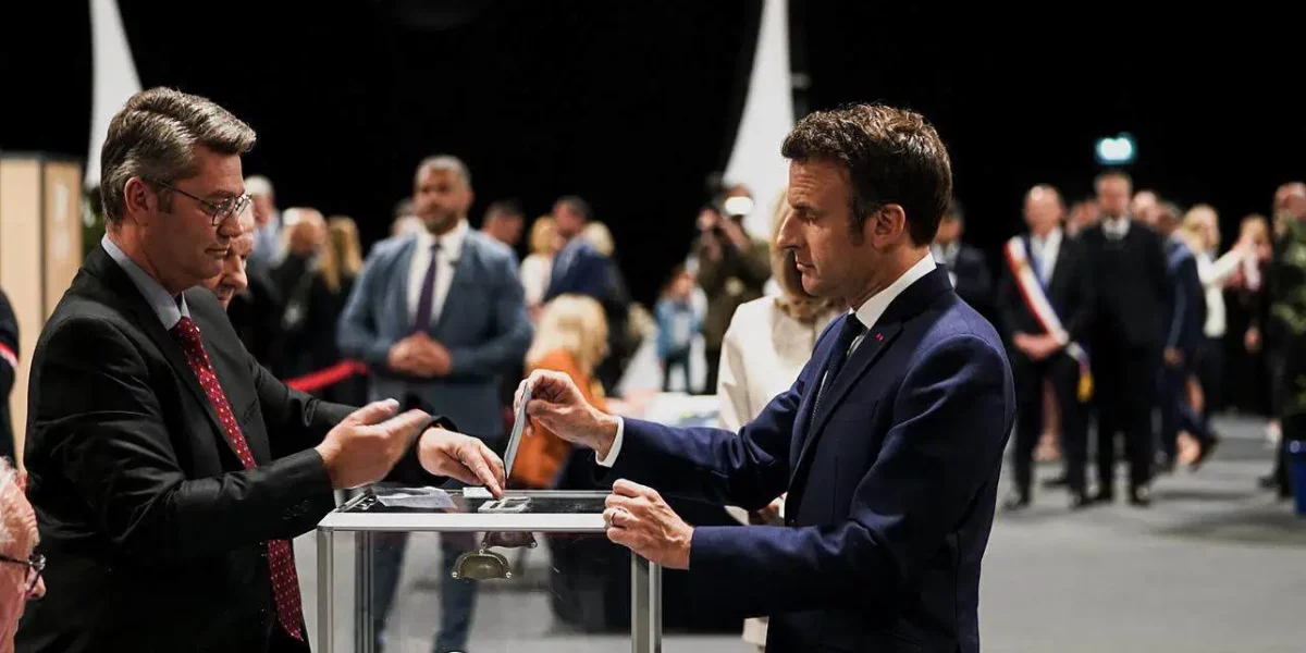 Macron lovește Rusia: Proiect de lege împotriva influenței străine, înaintea prezidențialelor