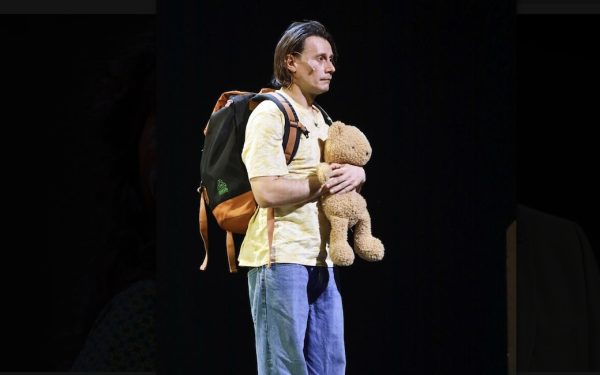 Manole, despre Bolojan: ”A ridicat educația”. Detaliul viral despre magazin