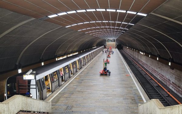 Centrul de Sănătate Metrorex, risc major: Funcționează ilegal de 10 ani
