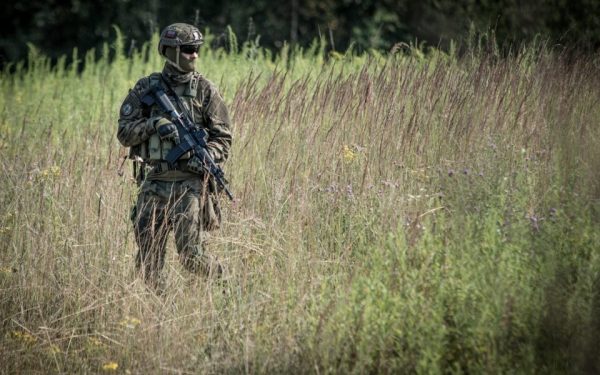 Macron, în doliu: Un militar francez ucis în Liban