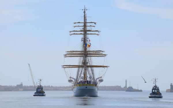 Mircea, în marș internațional: Nava-școală părăsește Constanța pentru 5 luni