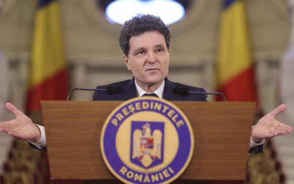 Amenințări PNL la Nicușor Dan: „Prăbușirea” așteaptă, ca la Iohannis, dacă nu-l susține pe Bolojan