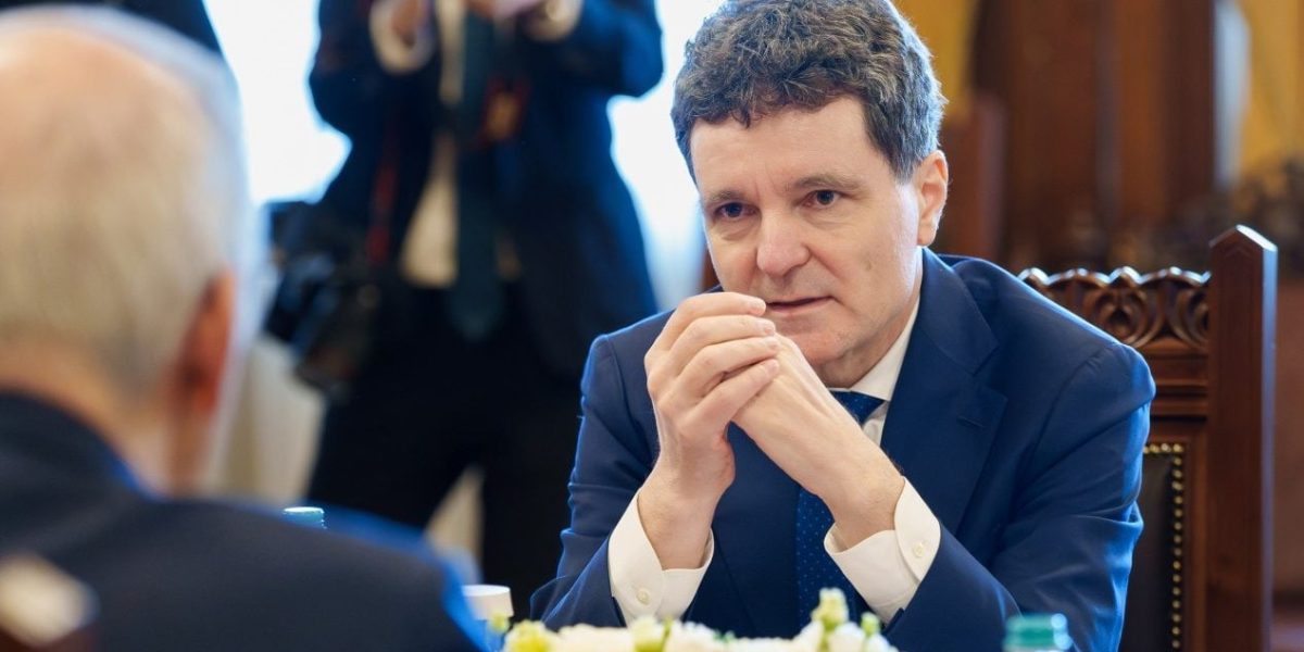 Nicușor Dan, absent la priveghiul lui Mircea Lucescu: Explicația primarului și evitarea Arenei Naționale