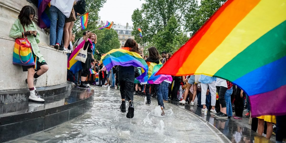 CJUE cere abrogarea legii anti-LGBTQ din Ungaria, privind accesul minorilor