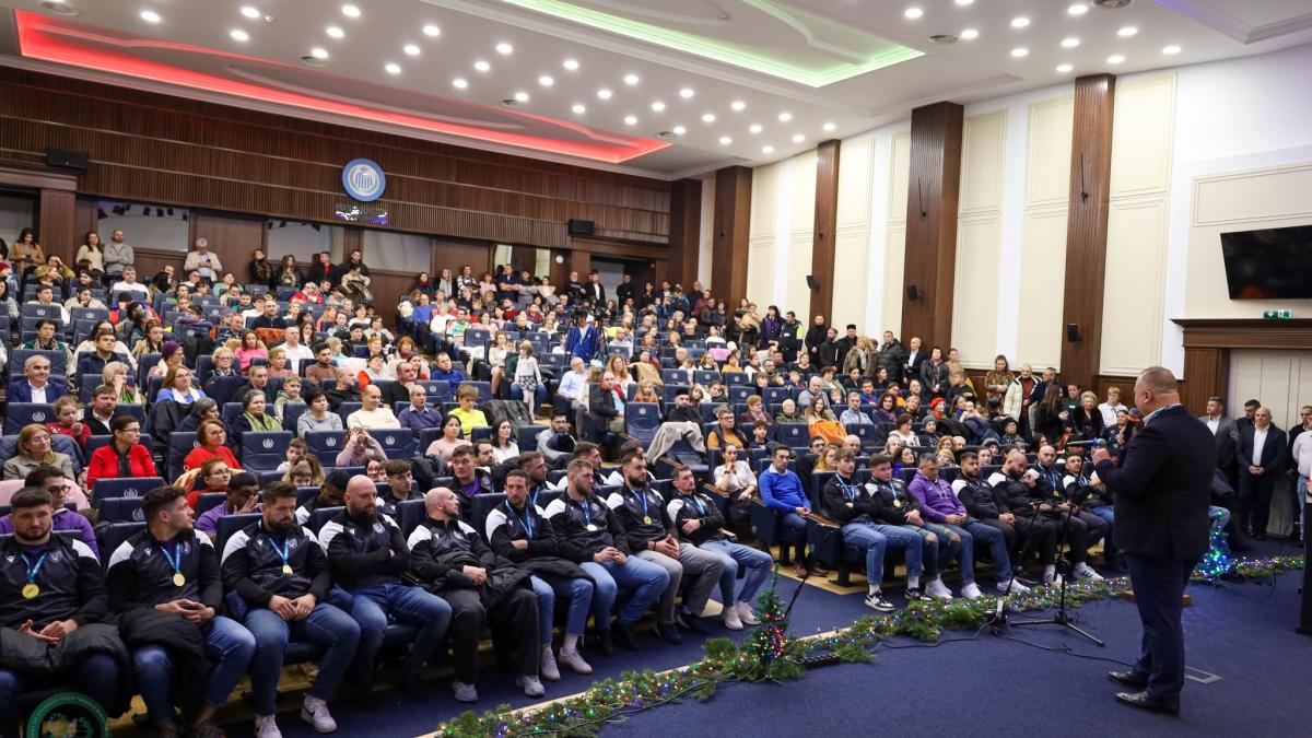 Universitatea din Timișoara mizează pe diaspora: „Școala românească e competitivă”