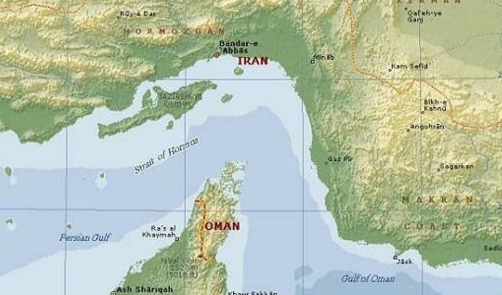 Nave americane, în premieră prin strâmtoarea Ormuz de la tensiunile cu Iranul