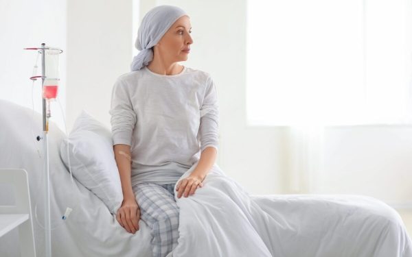 Cancer: Noi tratamente „învață” corpul să lupte. Speranțe mari pentru pacienți