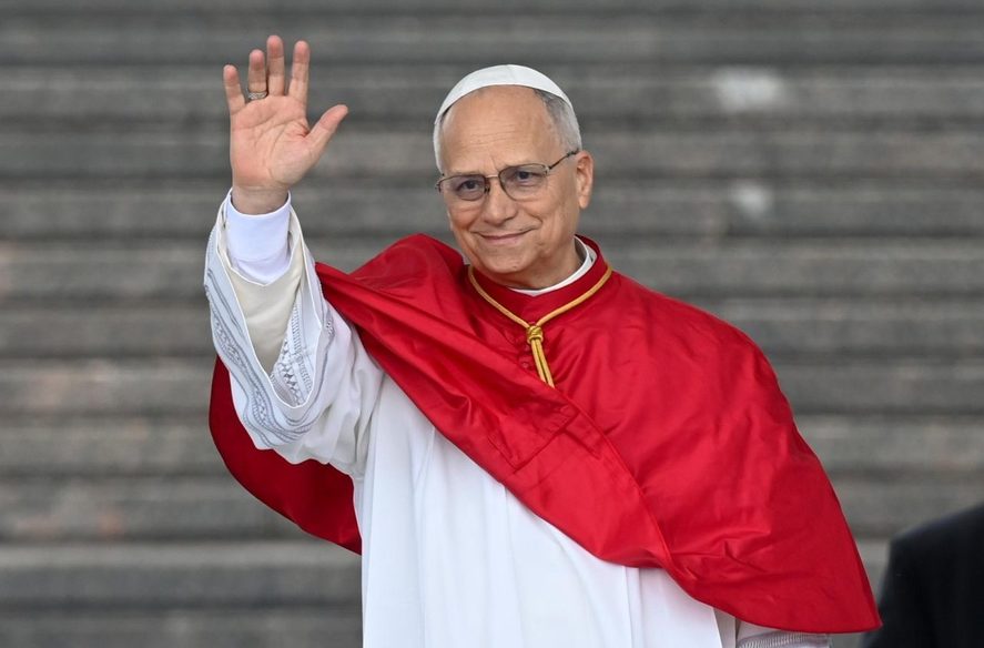 Leon XIV în Algeria: Trump la atac, atentate sinucigașe pe fundal