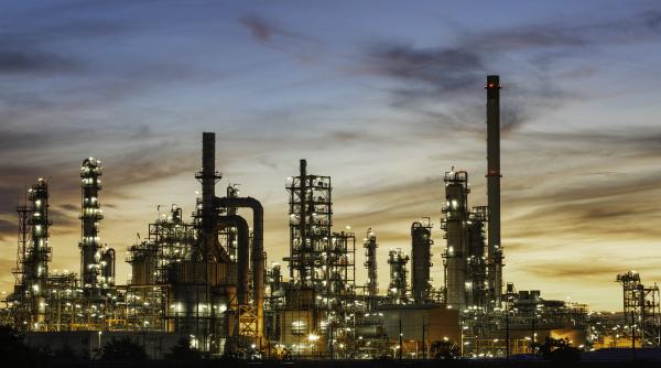 Paradoxul României: De la petrolul mondial, la criza energetică actuală