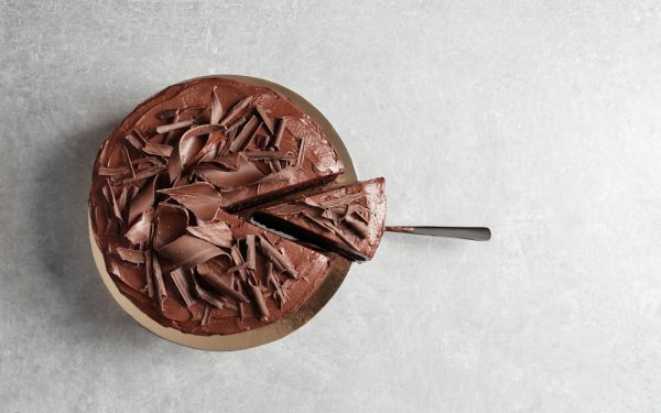 Pasca cu ciocolată: Desertul care face furori la masa de Paște