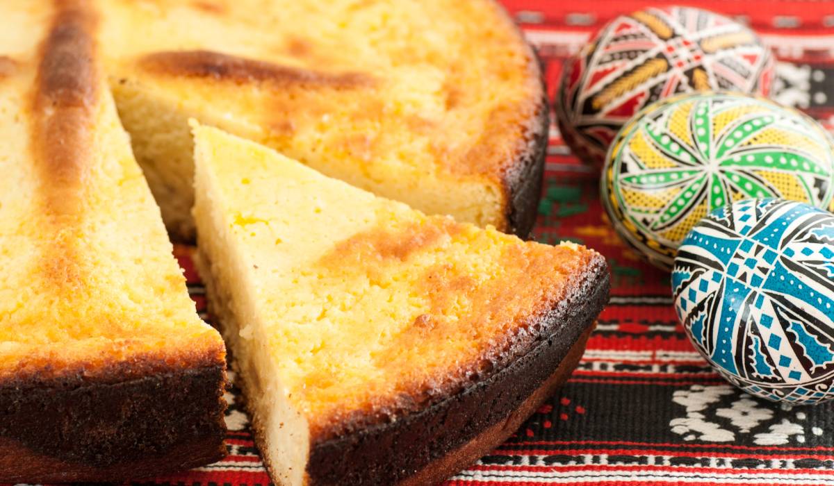 O întrebare crucială pentru gospodinele care pregătesc pască fără aluat este la ce temperatură trebuie coaptă