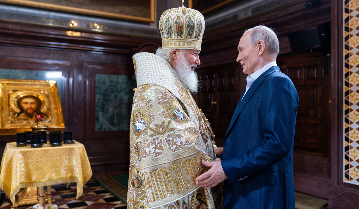 Propagandă rusă în biserica ortodoxă românească: rețele, influență și vulnerabilități În ultimii ani, spațiul religios din România a devenit un teren fertil pentru propagandă de sorginte rusă, influențată de interese geopolitice și de o campanie de dezinformare orchestrată subtil