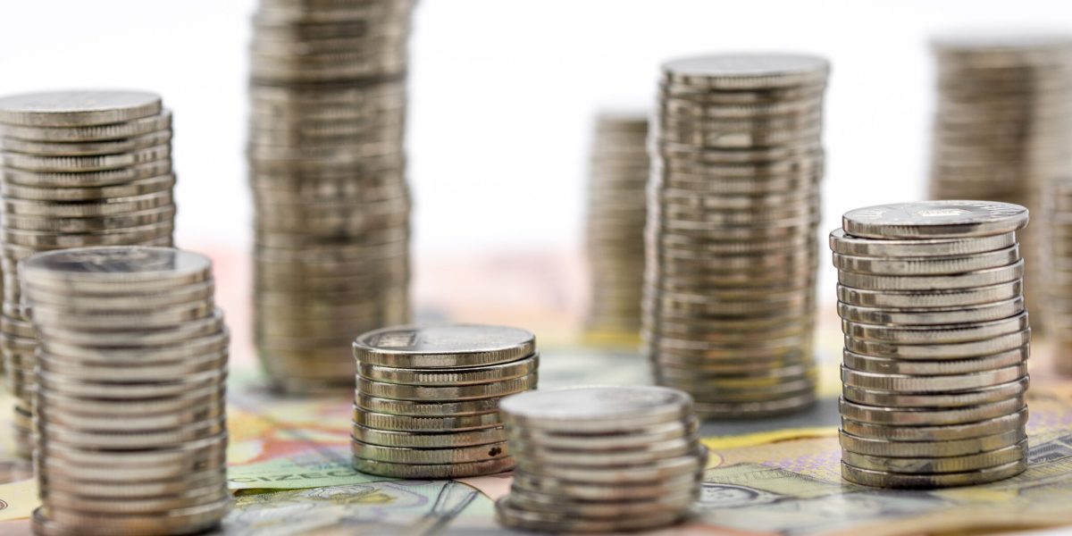 Pensii mai MARI din 2026: Cât va primi în plus fiecare pensionar, unde beneficiază