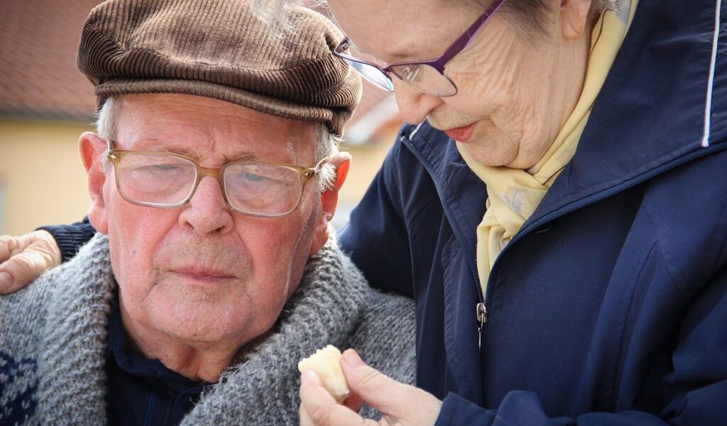 Unde au pensii de mii de lei pensionarii bogați din România ȘI unde trăiesc cei săraci