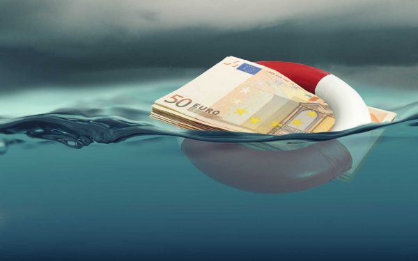 BANI DE CRIZĂ, SPULBERAȚI: Guvernul Ungariei, acuzat de risipă masivă